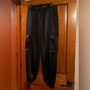 Sanctuary women’s cargo parachute pants- silky, size 28